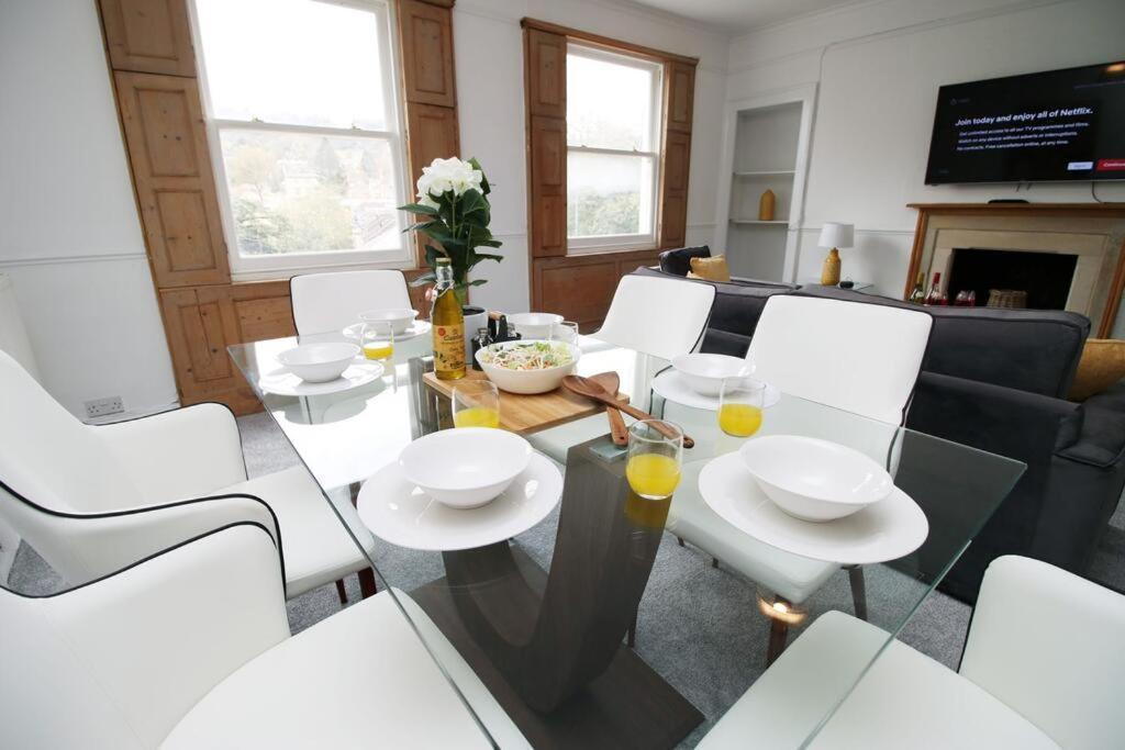 Spacious Georgian 3Bedroom Apartment- 10 Minute Walk To The River Avon, Roman Baths And Bath Abbey บาธ ภายนอก รูปภาพ