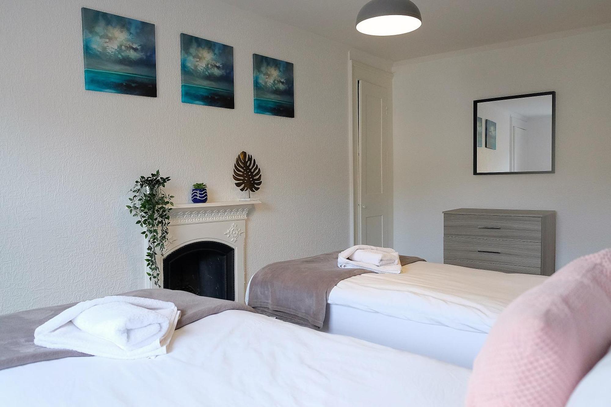 Spacious Georgian 3Bedroom Apartment- 10 Minute Walk To The River Avon, Roman Baths And Bath Abbey บาธ ภายนอก รูปภาพ